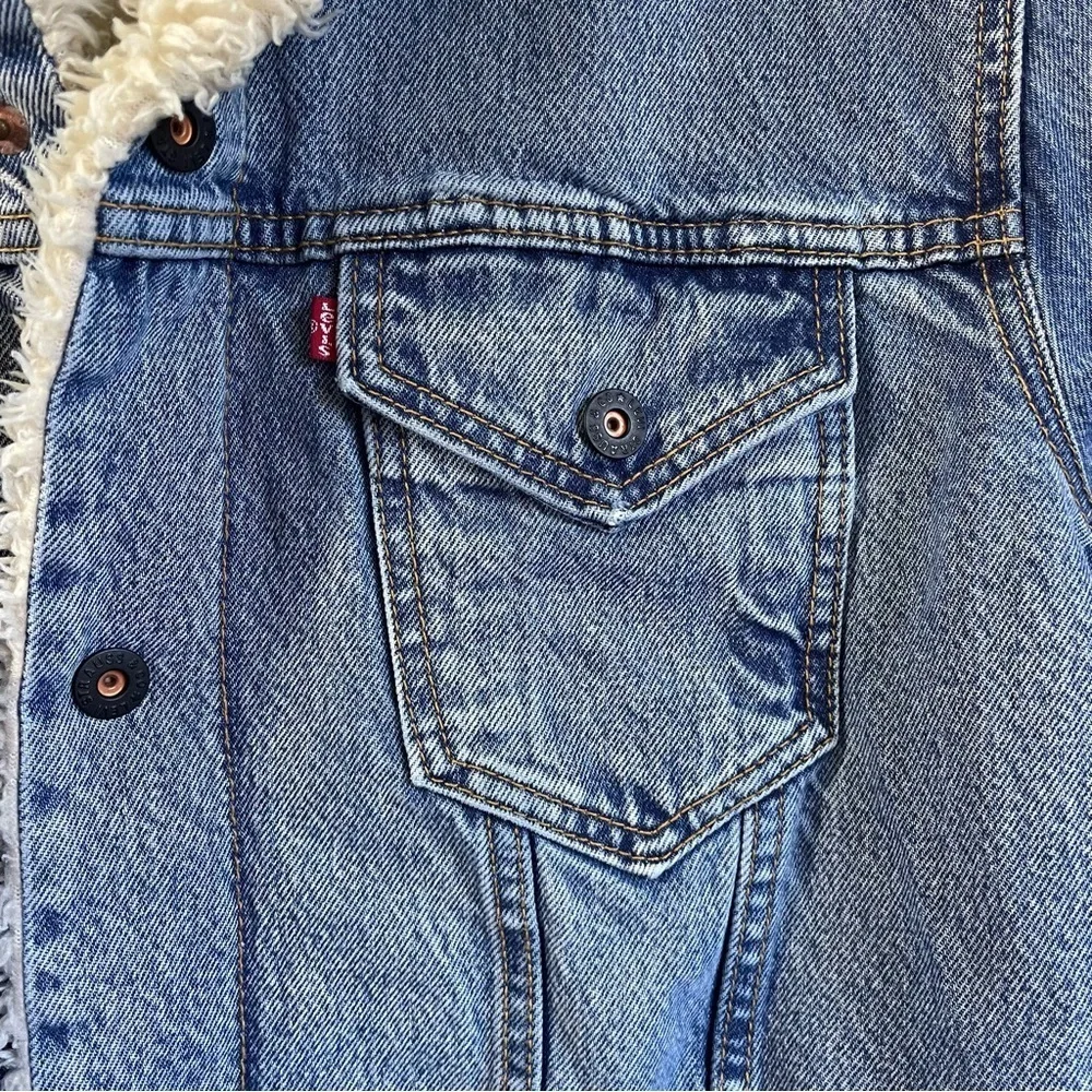 Levi's Blue Lightweight Shirt Jacket‎ with Sherpa Collar